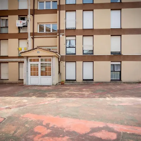 Sukarrieta Home Apartament *