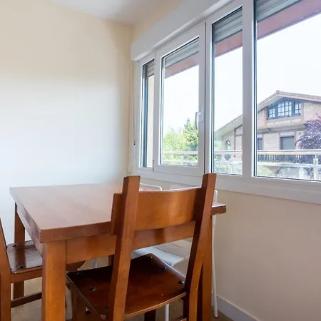 Sukarrieta Home Apartmán *